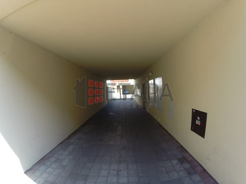 Pronájem zabezpečeného krytého parkovacího stání ve Skuherského ul. v Českých Budějovicích