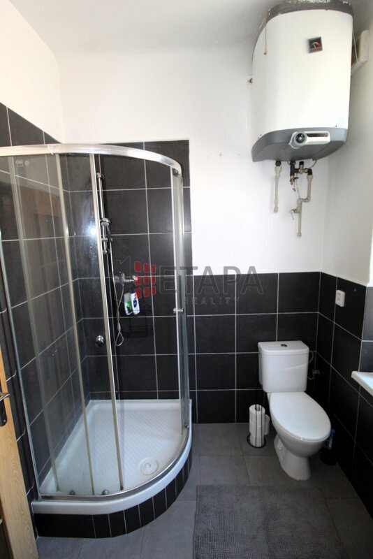 Pronájem bytu 1+1 v ulici Heydukova v Českých Budějovicích.