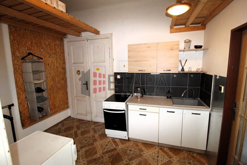 Pronájem bytu 1+1 v ulici Heydukova v Českých Budějovicích.