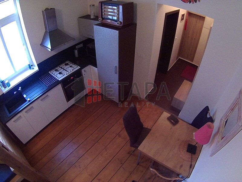 Pronájem zrekonstruované garsoniery 25 m2 v ul. J.Š.Baara v Českých Budějovicích