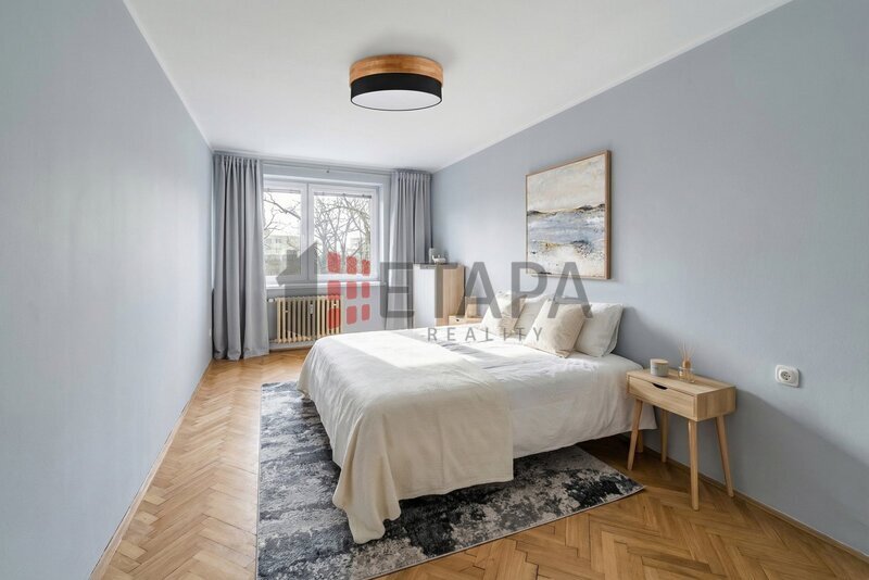 Prodej bytu 2+1 v ulici Husova ve Strakonicích.