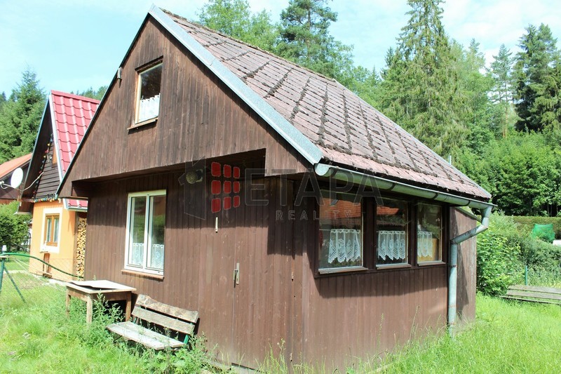 Prodej chaty s pozemkem u obce Nahořany v okrese Český Krumlov.