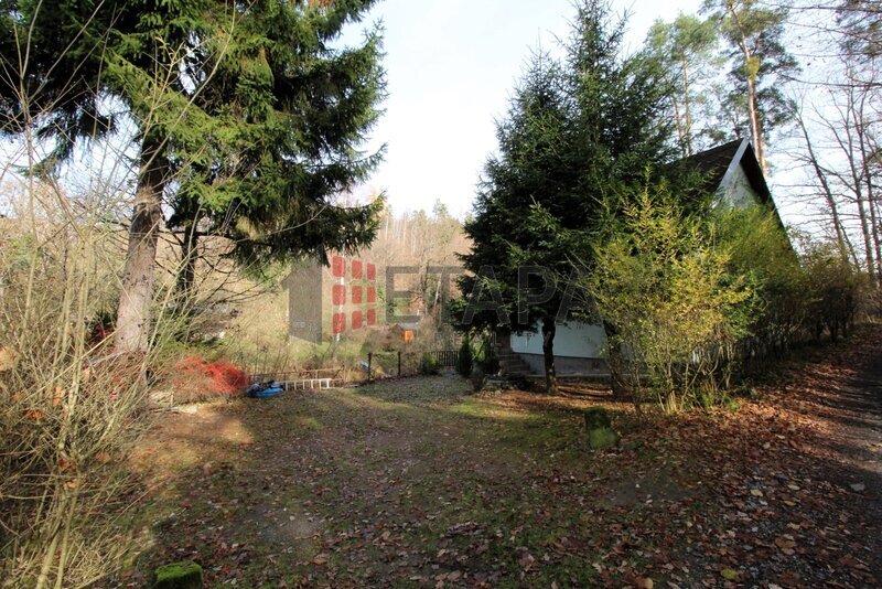 Prodej prostorné zděné chaty 3+1 s terasou v malebné lokalitě u obce Doudleby