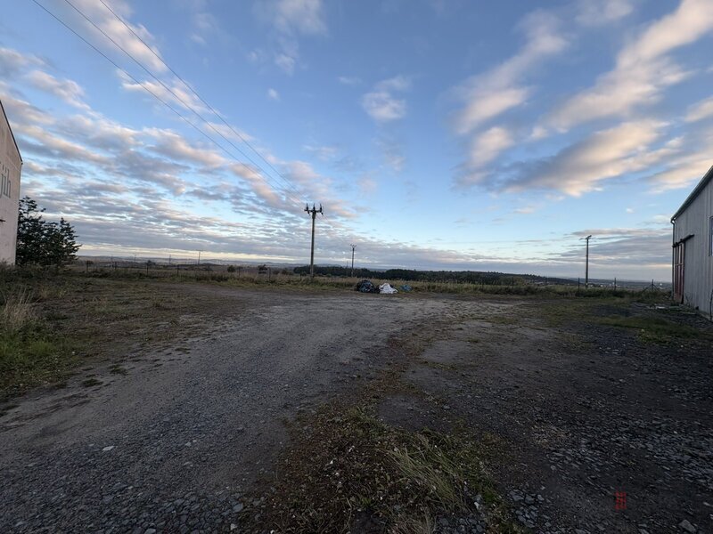 Pronájem manipulační plochy 1000 m² v monitorovaném areálu ve Slapech u Tábora