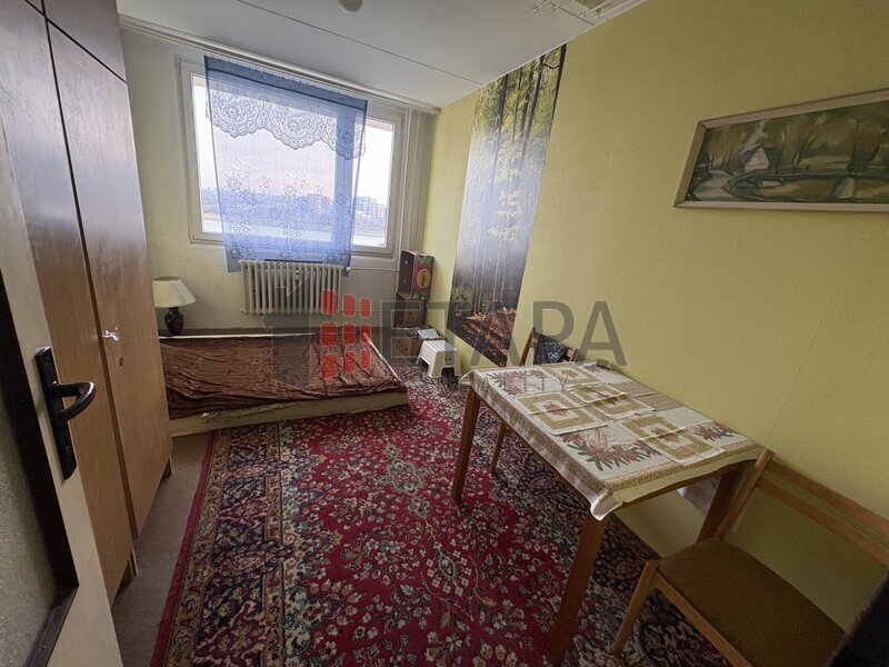 Prodej bytu před rekonstrukcí o dispozici 2+kk, 44 m² + lodžie 7 m²,  Praha – Choceradská