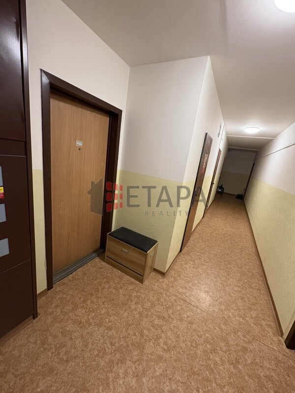 Prodej bytu před rekonstrukcí o dispozici 2+kk, 44 m² + lodžie 7 m²,  Praha – Choceradská