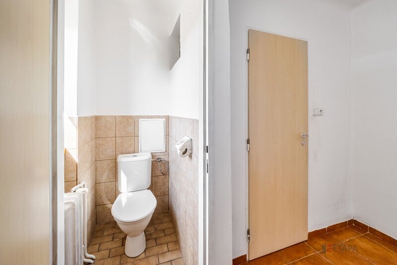 Prodej bytu 2+1 s balkonem na Pražské tř. v Českých Budějovicích.