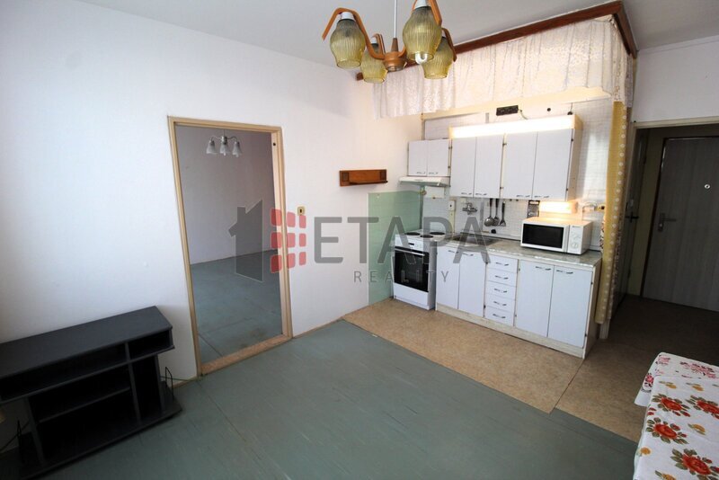 Pronájem bytu 1+1 s balkónem v ulici P. Voka ve Veselí nad Lužnicí.