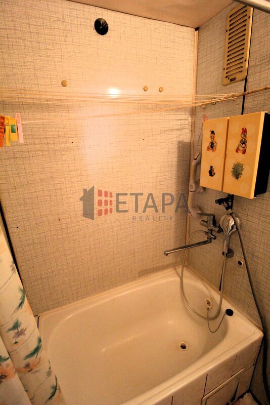 Pronájem bytu 1+1 s balkónem v ulici P. Voka ve Veselí nad Lužnicí.