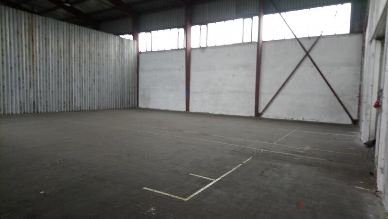 Nabízíme pronájem skladové haly 324 m² v monitorovaném areálu ve Slapech u Tábora