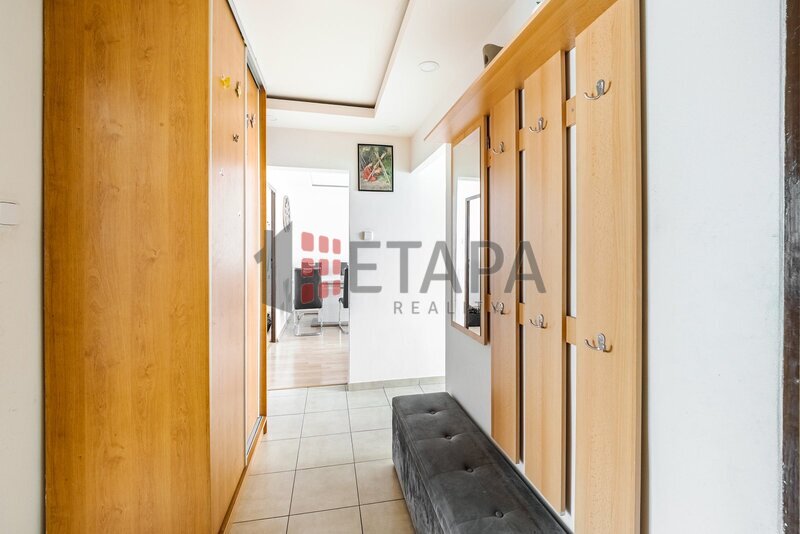 Prodej bytu 3+1 s balkónem v ulici L. M. Pařízka v Českých Budějovicích.