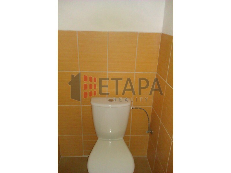 Pronájem rekonstruovaného bytu 2kk ve zděném domě v ul.Skuherského v Českých Budějovicích