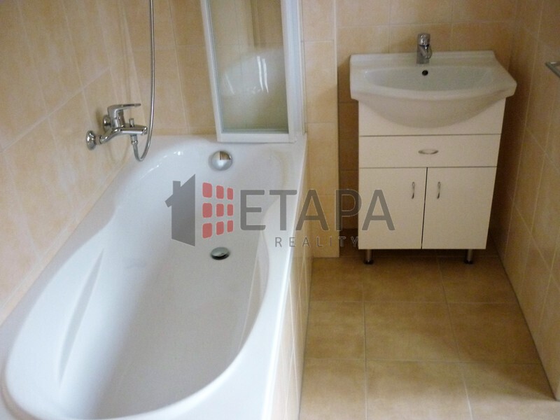 Pronájem bytu 2+1 v ulici Puklicova v Českých Budějovicích.