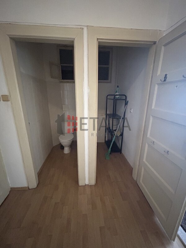 Nabízíme k pronájmu byt 2+1 o ploše 77 m² v Klavíkově ul. v Českých Budějovicích