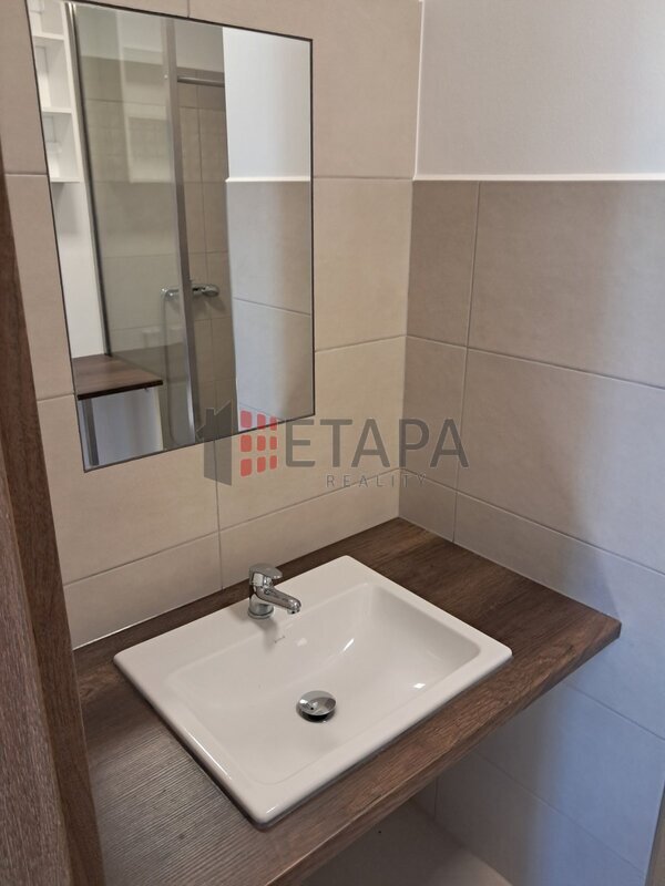 Pronájem nového  prostoru o dispozici 2+kk, 42 m², České Budějovice – lokalita Litvínovická