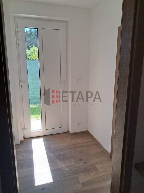 Pronájem nového  prostoru o dispozici 2+kk, 42 m², České Budějovice – lokalita Litvínovická