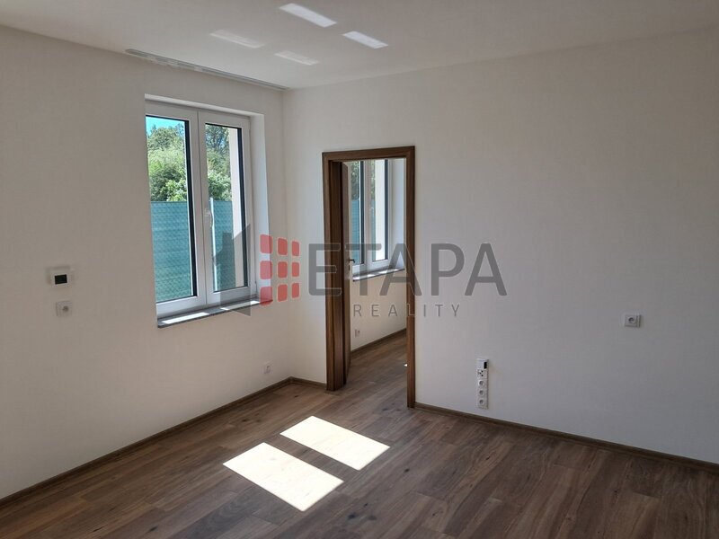 Pronájem nového  prostoru o dispozici 2+kk, 42 m², České Budějovice – lokalita Litvínovická