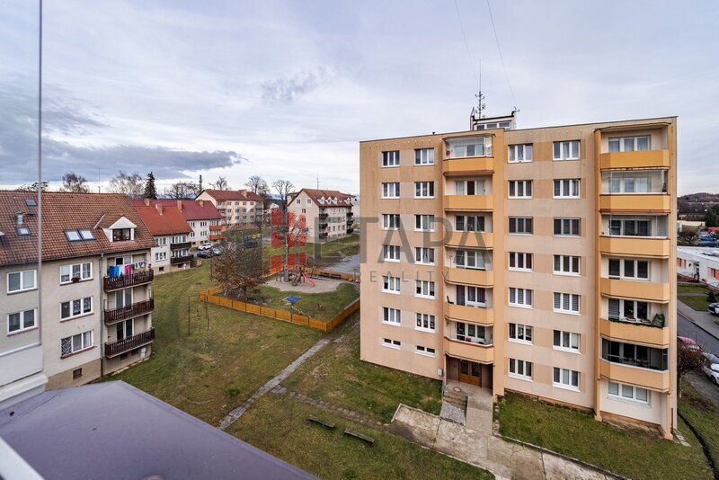 Prodej bytu 4+1 s lodžií v ulici Budovatelská v Trhových Svinech.