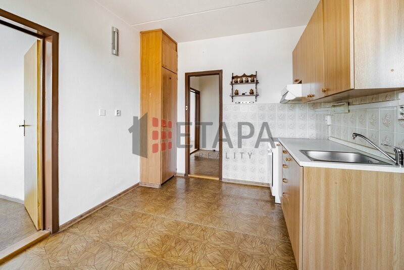 Prodej bytu 4+1 s lodžií v ulici Budovatelská v Trhových Svinech.