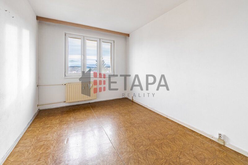 Prodej bytu 4+1 s lodžií v ulici Budovatelská v Trhových Svinech.