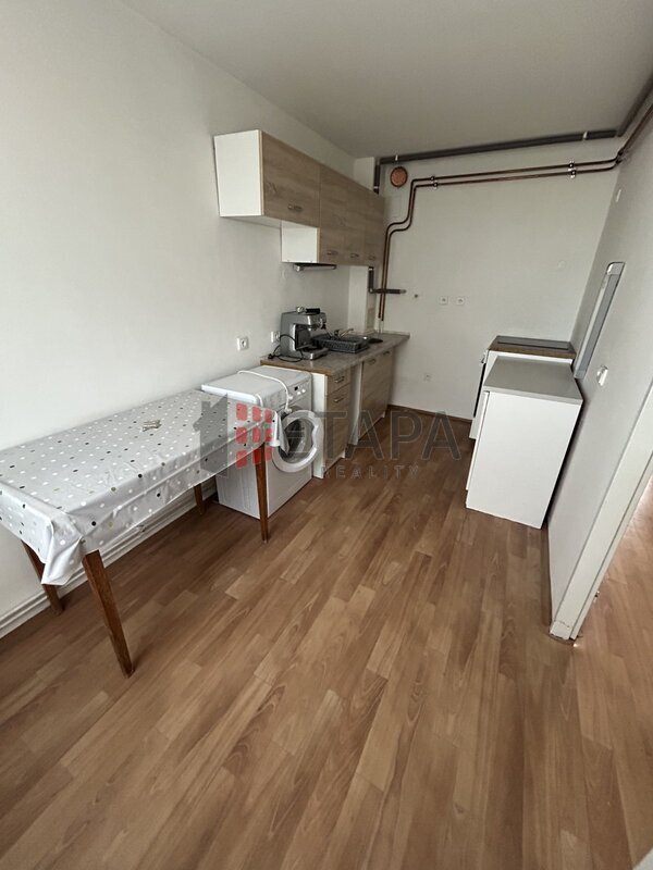 Nabízíme k pronájmu byt 1+1 o ploše 42 m² v Klavíkově ul. v Českých Budějovicích