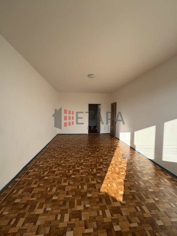 Pronájem bytu 3+1 s lodžíí v ul.K.Chocholy v Českých Budějovicích