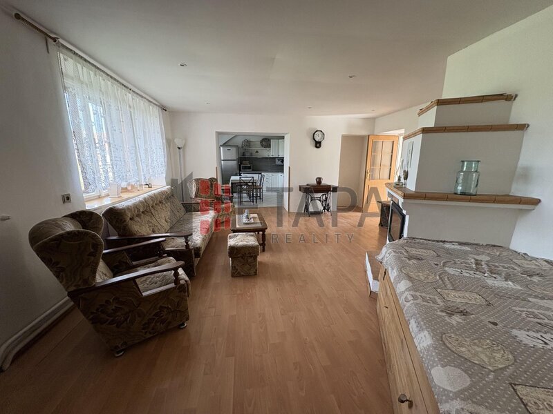 Zemědělská usedlost s developerským potenciálem – Kbelnice, Strakonicko (7 719 m²)