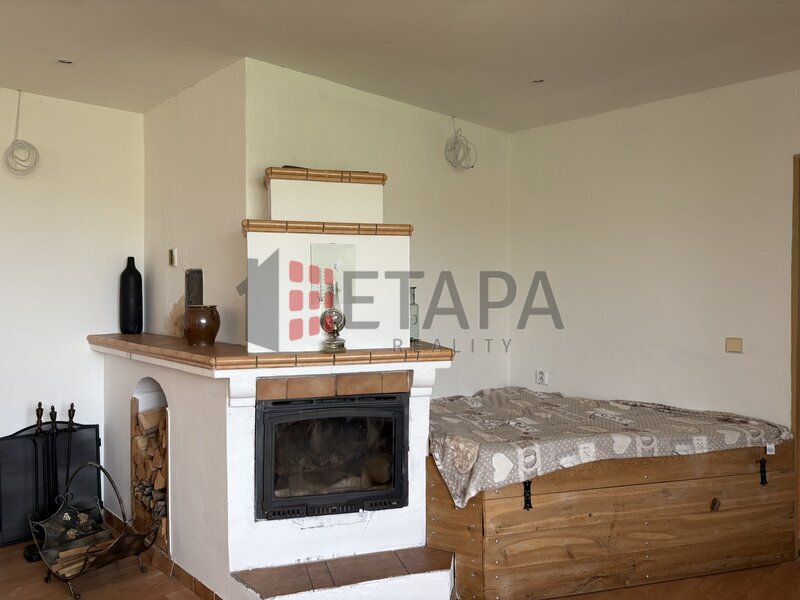 Zemědělská usedlost s developerským potenciálem – Kbelnice, Strakonicko (7 719 m²)