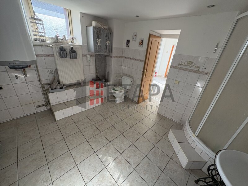 Zemědělská usedlost s developerským potenciálem – Kbelnice, Strakonicko (7 719 m²)
