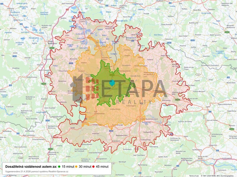 Prodej bytu 1+1 s balkónem v ulici Riegrova v Českých Velenicích.