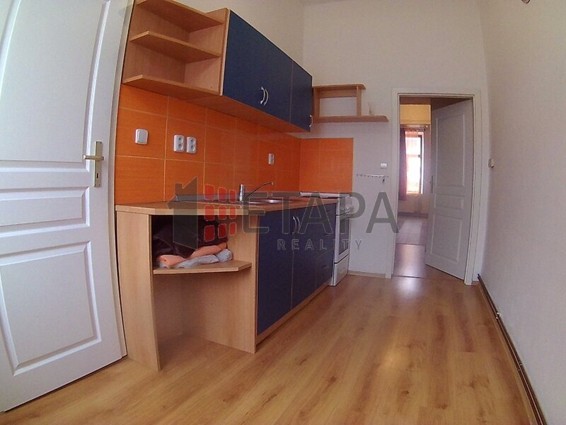 Pronájem bytu 2+1 v domě po celkové rekonstrukci v Chelčického ulici v Českých Budějovicích