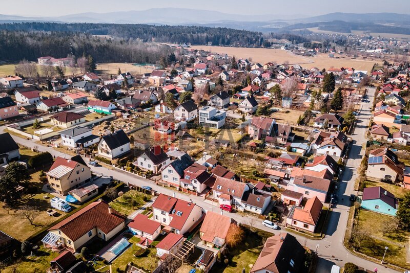 Prodej rodinného domu se zahrádkou v obci Včelná.