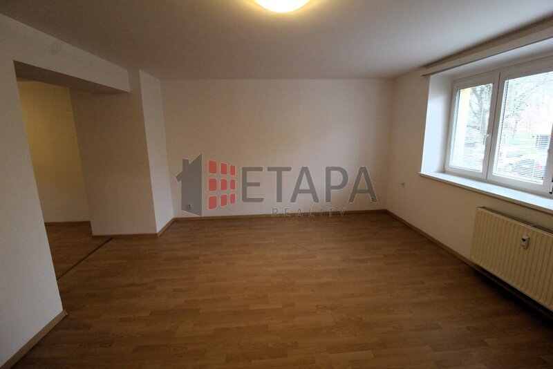 Pronájem bytu 2+1 v ulici Čéčova v Českých Budějovicích.