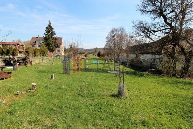 Prodej stavebního pozemku ve Sklářích na Šumavě.